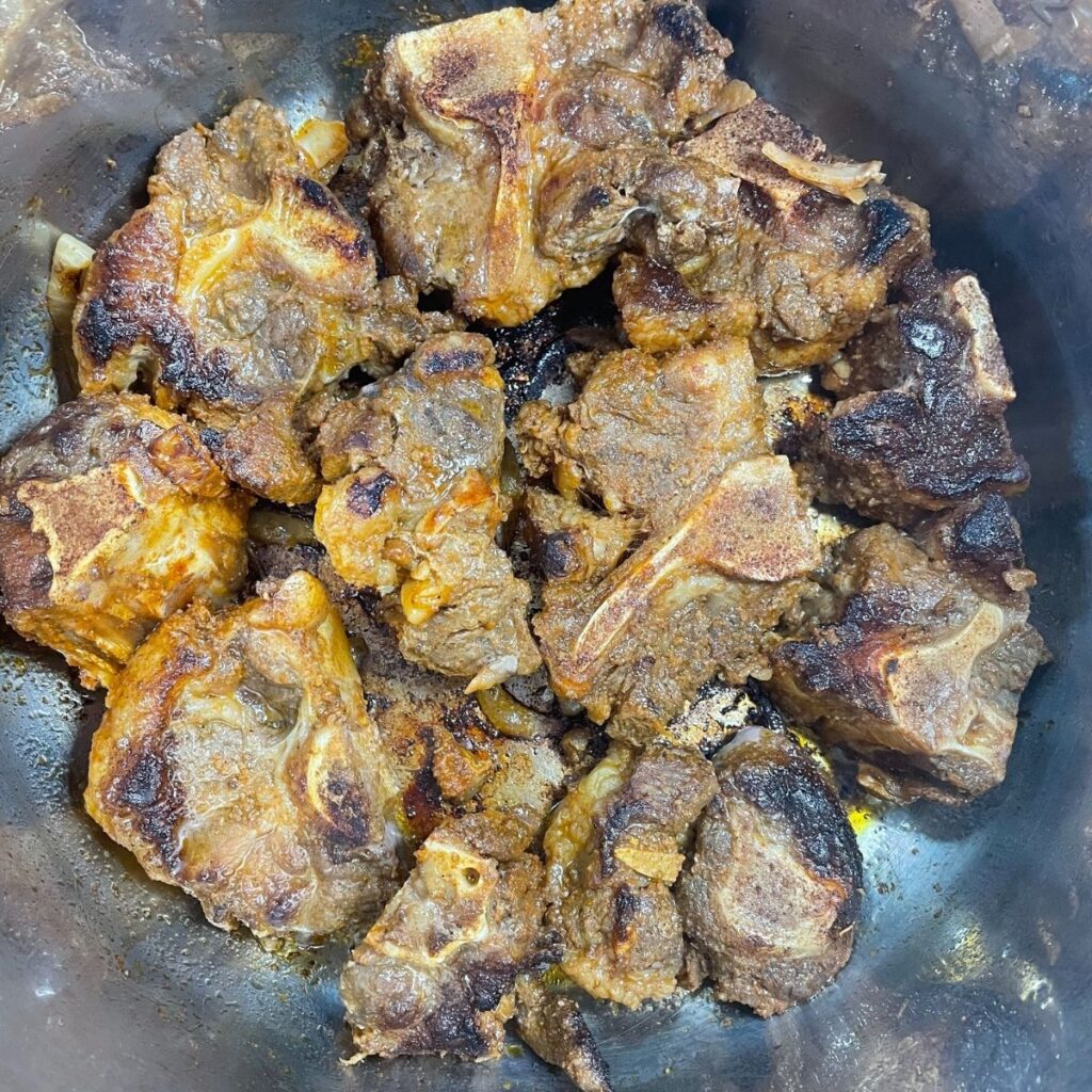 Browned Oxtail in the Instant Pot