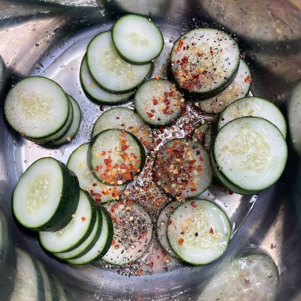 cucumber and pickling ingredients
