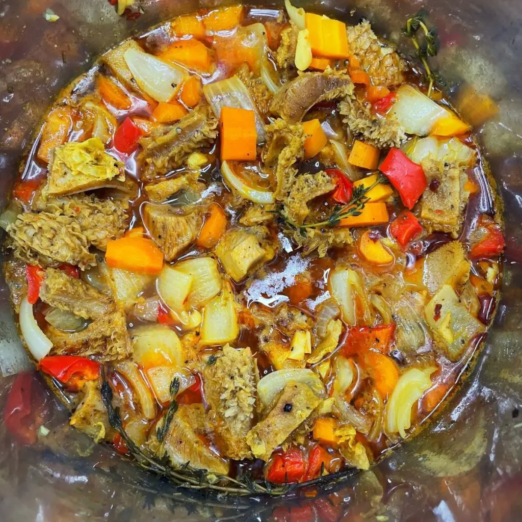 Cooked Tripe with Jamaican Curry and Vegetables